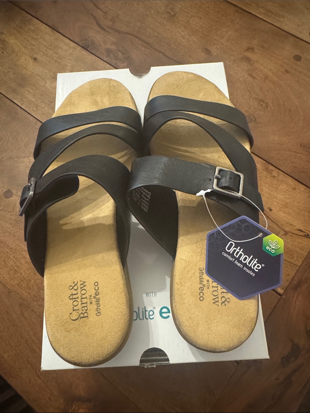 croft & barrow Black Strappy Ortholite Sandals. Brand new with tags.